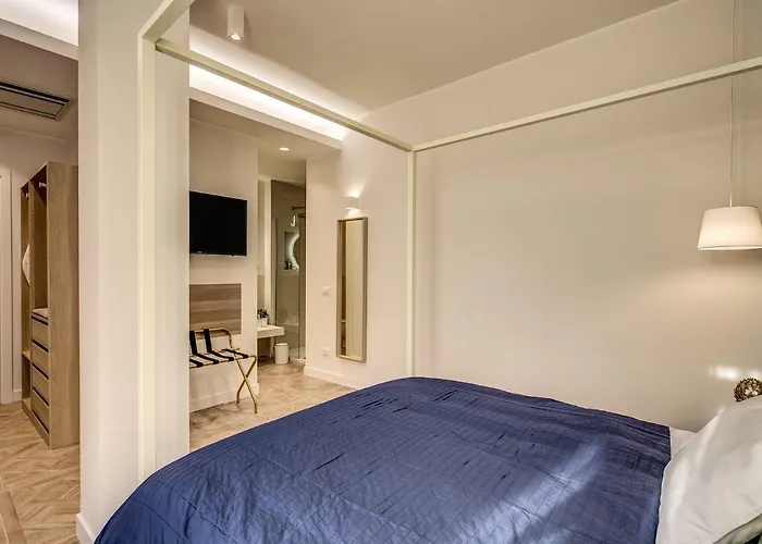 Rn _ Residenza Novecento 4* רומא
