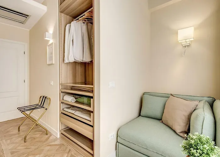 Rn _ Residenza Novecento 4* רומא